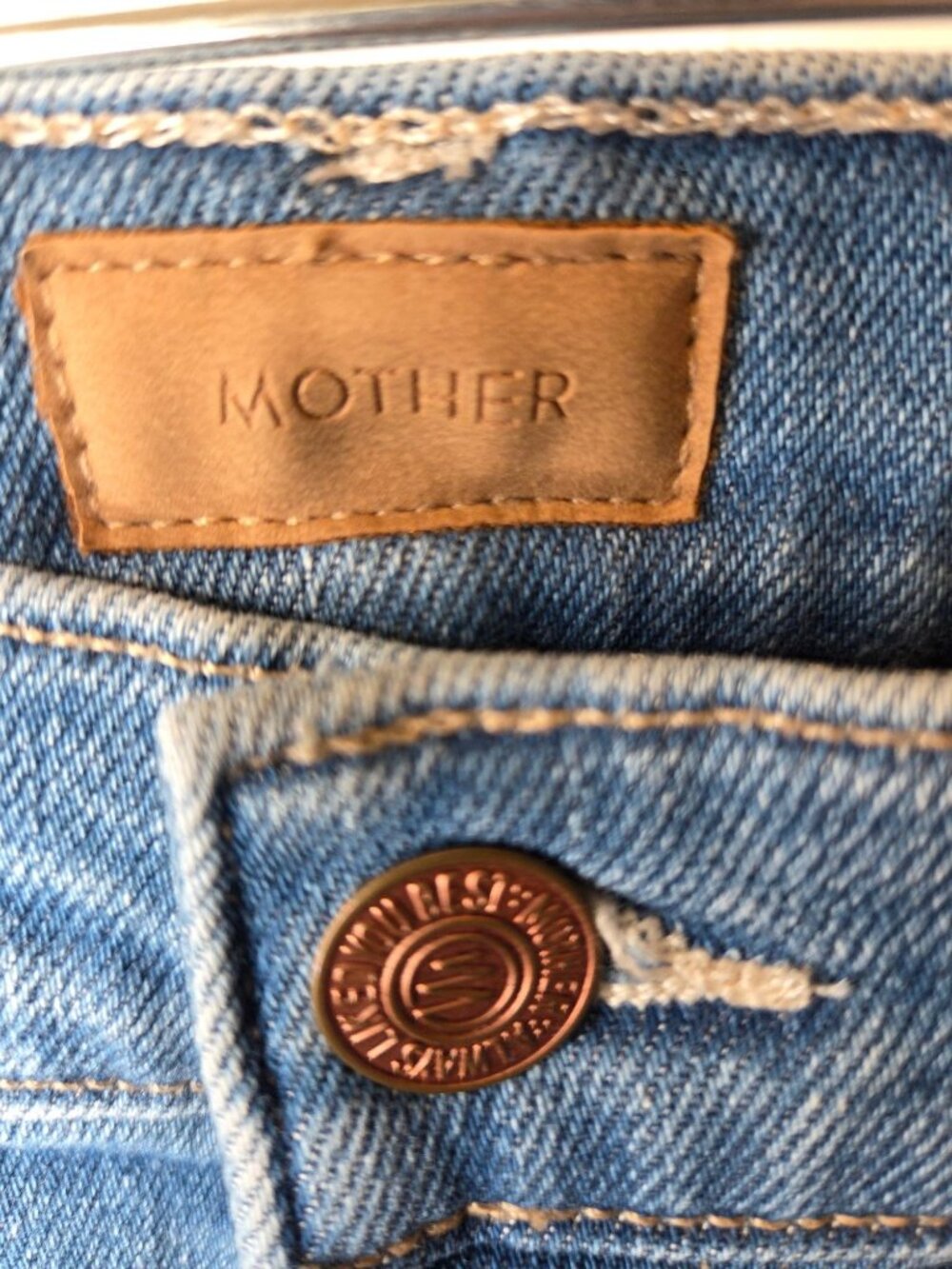 Mother Lil Weekender High Rise Flare Jeans Size 26 Layover frayed - Picture 2 of 11